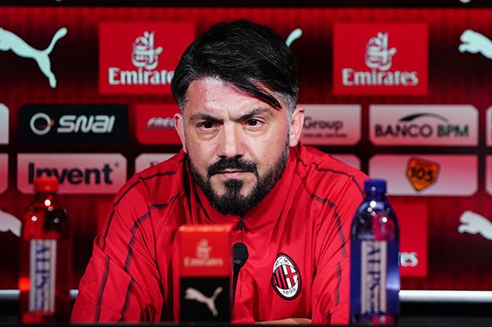 Pelatih AC Milan, Gennaro Gattuso, dalam konferensi pers jelang laga pekan ke-31 Liga Italia versus Juventus pada 6 April 2019 di Stadion Allianz, Turin.