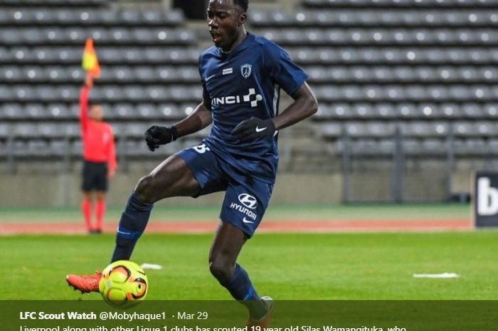 Striker Paris FC, Silas Wamangituka