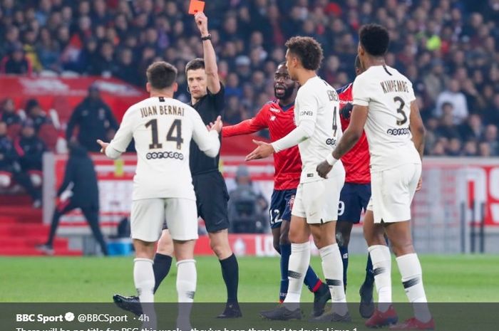 Juan Bernat menerima kartu merah saat Paris Saint-Germain dibantai Lille 1-5 pada lanjutan Liga Prancis