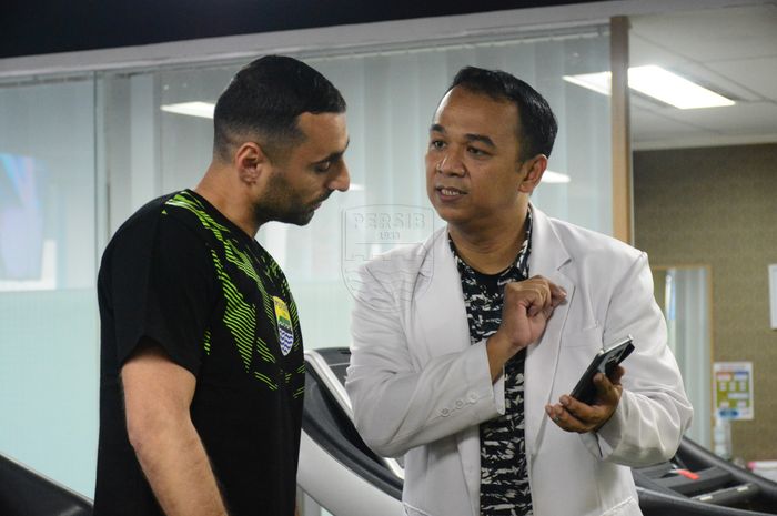 Artur Gevorkyan menjalani tes medis di i Indonesia Sport Medicine Center (ISMC), kawasan Kemang, Jakarta Selatan setibanya di Indonesia pada Selasa (16/4/2019).