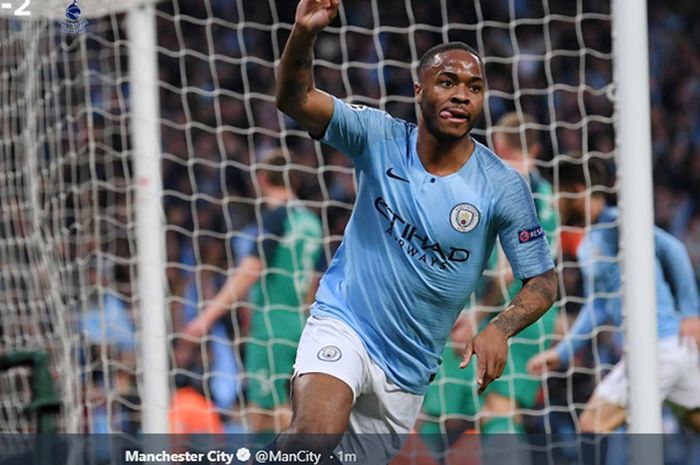 Winger Manchester City, Raheem Sterling, merayakan gol yang dicetaknya ke gawang Tottenham Hotspur pada laga leg kedua babak perempat final Liga Champions di Stadion Etihad, 17 April 2019.