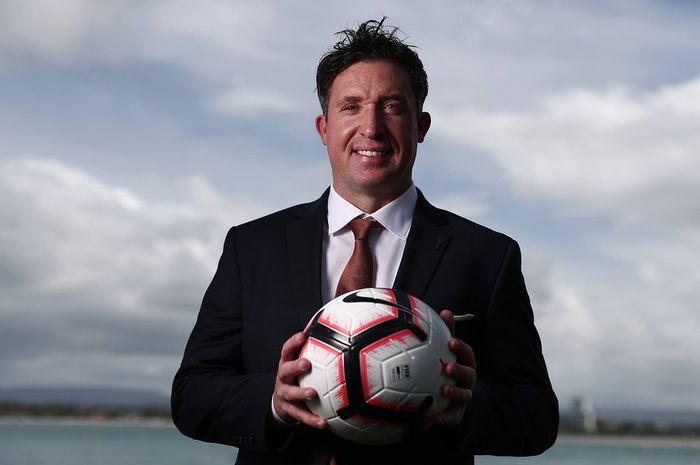 Pelatih anyar Brisbane Roar, Robbie Fowler. 