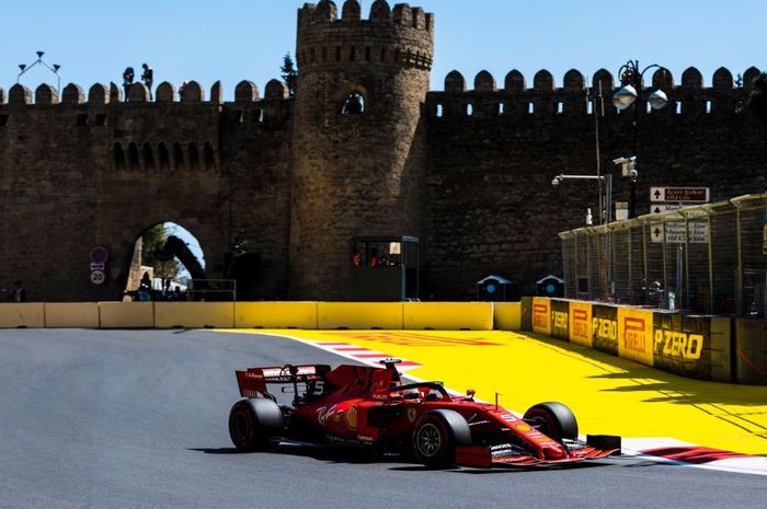 Pembalap Ferrari, Sebastian Vettel saat beraksi pada babak kualifikasi GP F1 Azerbaijan 2019, Sabtu (27/4/2019)