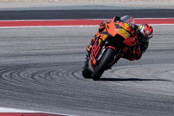 Pembalap Red Bull KTM, Pol Espargaro saat beraksi di Sirkuit Americas