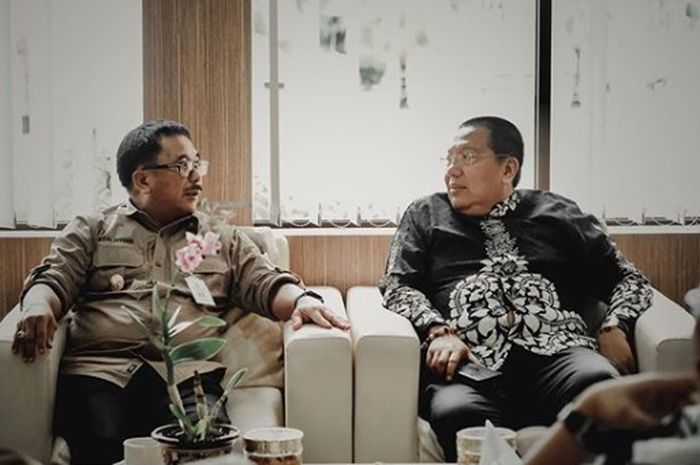 Walikota Balikpapan, Rizal Effendi, bersama Gede Widiade