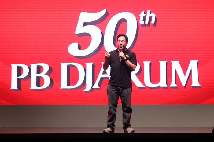 Presiden Director Djarum Foundation, Victor R Hartono, dalam sambutannya saat perayaan ulang tahun PB Djarum ke-50 di GOR Djarum, Jati, Kudus, Minggu (28/4/2019)