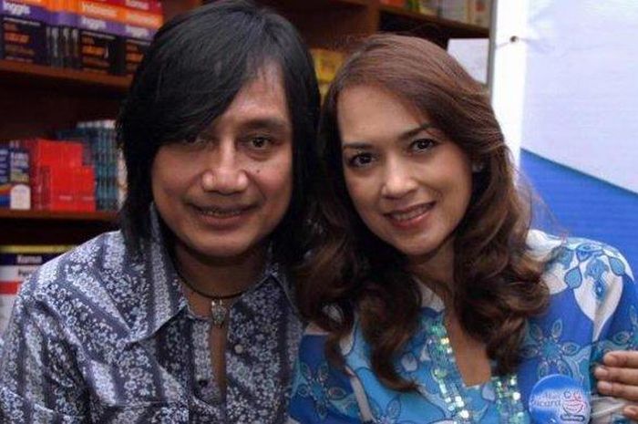 Kenang Momen Ramadan, Ira Wibowo Ditemani Katon Bagaskara Sahur Meski Beda Keyakinan