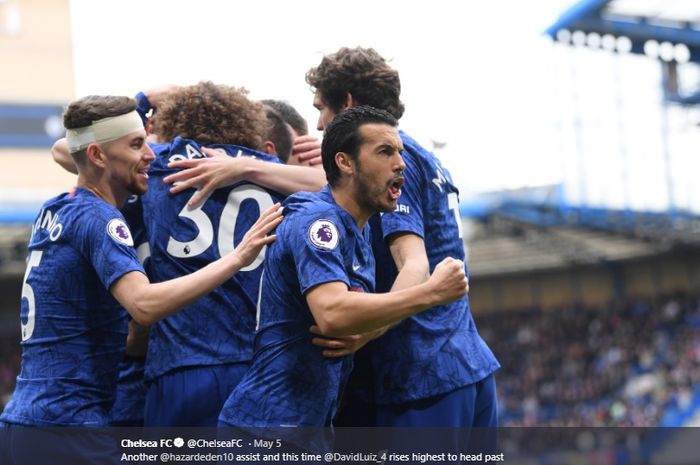 Para pemain Chelsea merayakan gol usai menjebol gawang Watford pada lanjutan pertandingan pekan ke-37 Liga Inggris