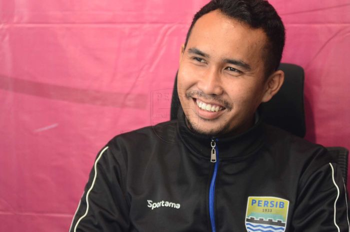 Pelatih Persib Bandung U-16 Imam Nurjaman