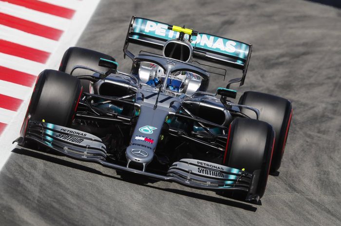 Valtteri Bottas (Mercedes) mampu mencatatkan waktu tercepat saat F1 GP Spanyol 2019 menggelar sesi latihan bebas kedua pada Jumat (10/5/2019).