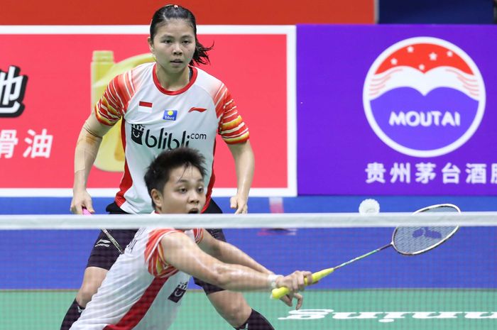 Pasangan ganda putri Indonesia, Greysia Polii/Apriyani Rahayu, saat menjalani pertandingan melawan Chloe Birch/Lauren Smith pada laga penyisihan Grup B Piala Sudirman 2019 di Guangxi Sports Center Gymnasium, Nanning, China, Minggu (19/5/2019).