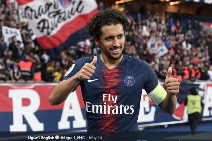 Bek tengah sekaligus kapten kedua Paris Saint-Germain, Marquinhos.