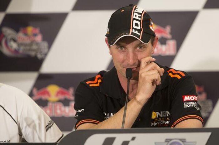 Colin Edwards ketika mengumumkan bahwa dirinya pensiun sebagai pembalap MotoGP pada tahun 2014 lalu.