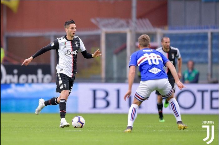 Aksi pemain Juventus, Rodrigo Bentancur, dalam laga kontra Sampdoria pada inggu (26/5/2019).