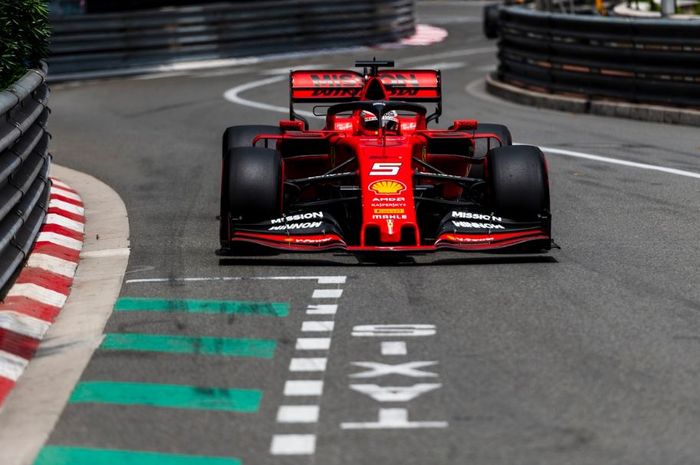 Pembalap tim Ferrari, Sebastian Vettel saat melakoni babak kualifikasi F1 Monako 2019, Sabtu (25/5/2019)