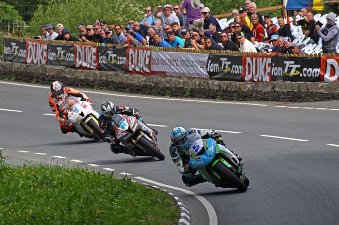 Suasana balapan Isle of Man TT.