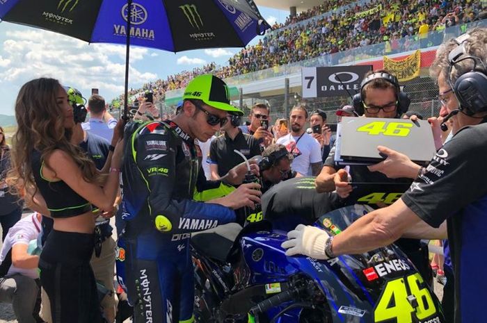 Pembalap Monester Energy Yamaha, Valentino Rossi jelang berlaga pada MotoGP Italia 2019