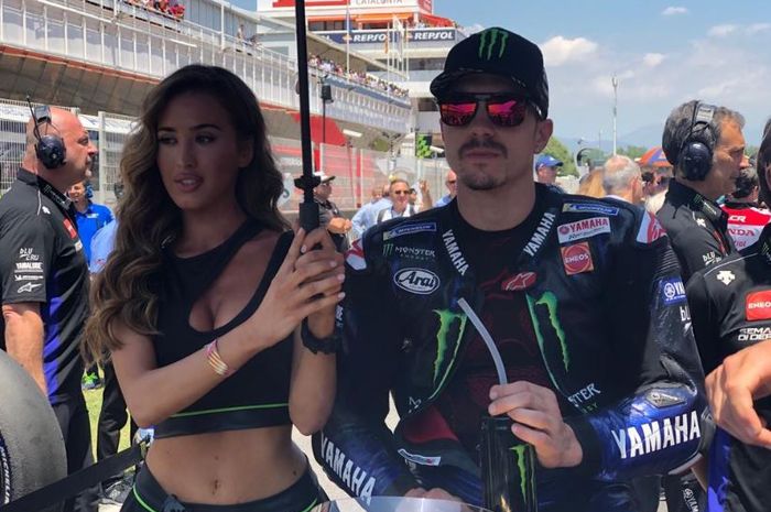 Momen pembalap Monster Energy Yamaha, Maverick Vinales jelang balapan MotoGP Catalunya 2019, Minggu (16/6/2019)