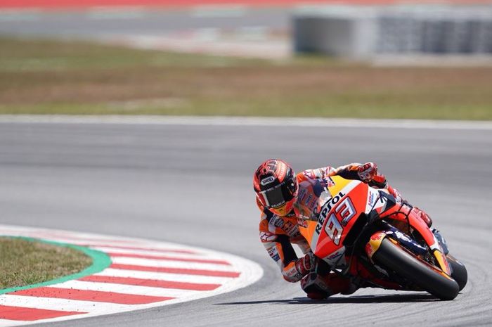 Pembalap Repsol Honda, Marc Marquez tampil dominan saat mentas pada MotoGP Spanyol 2019, Minggu (16/6/2019)