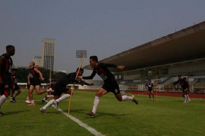 PSM Makassar menggelar sesi latihan perdana menyambut laga melawan Becamex Binh Duong.