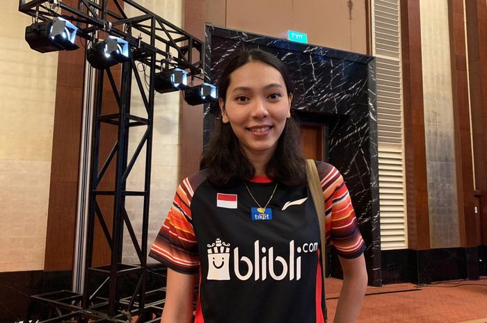 Pebulu tangkis ganda campuran Indonesia, Gloria Emanuelle Widjaja, berpose di sela acara konferensi pers Indonesia Open 2019 di Pacific Place, Jakarta, Rabu (26/6/2019).