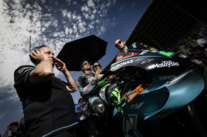 Pembalap Petronas Yamaha, Franco Morbidelli, bersiap jelang balapan MotoGP Belanda di Sirkuit Assen, Minggu (30/6/2019).