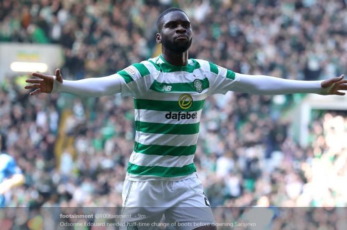 Odsonne Edouard melakukan selebrasi untuk Celtic FC.