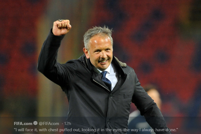 Pelatih Bologna, Sinisa Mihajlovic.