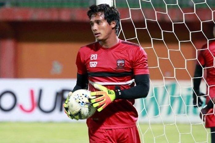 Penjaga Gawang Madura United, Muhammad Ridho, tak menganggap Wander Luiz sebagai striker paling berbahaya di Liga 1 2020.