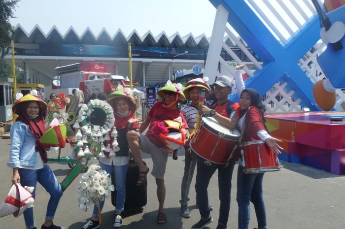 Para pengunjung yang hadir pada turnamen Indoensia Open 2019 di Istora Senayan, Jakarta, 16-21 Juli.