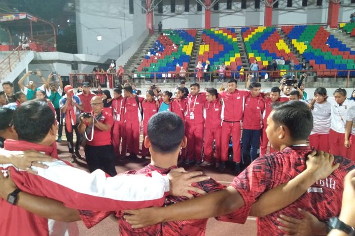 Selebrasi tim Atletik Indonesia pada ajang ASG 2019 di Semarang, Senin (22/7/2019)