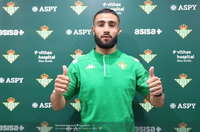 Nabil Fekir resmi bergabung dengan Real Betis.