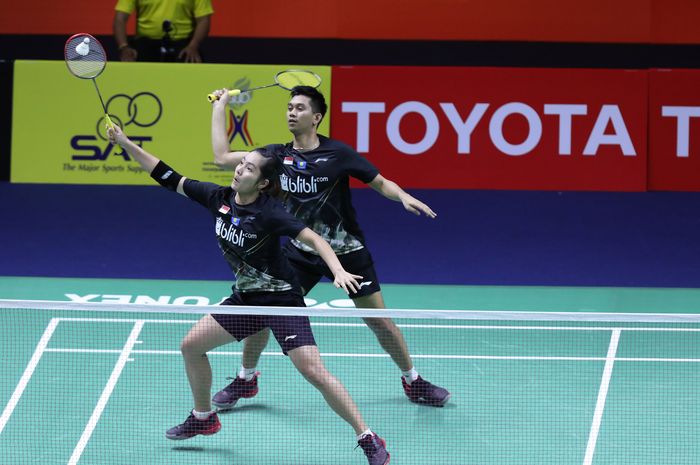 Pasangan Alfian Eko Prasetya/Marsheilla Gischa Islami ketika berlaga di babak pertama Thailand Open 2019