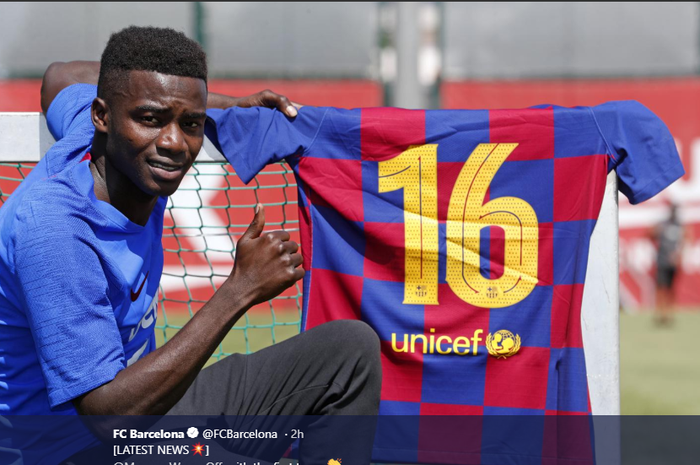 Moussa Wague, dipromosikan ke tim utama Barcelona untuk musim 2019-2020.