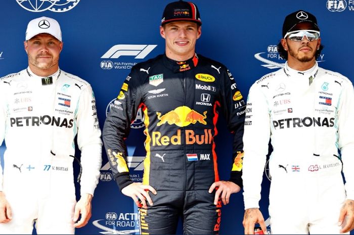 (dari ki-ka) Valtteri Bottas, Max Verstappen, dan Lewis Hamilton secara berurutan mengamankan posisi start kedua, pertama, dan ketiga pada F1 GP Hungaria 2019, Sabtu (4/8/2019)