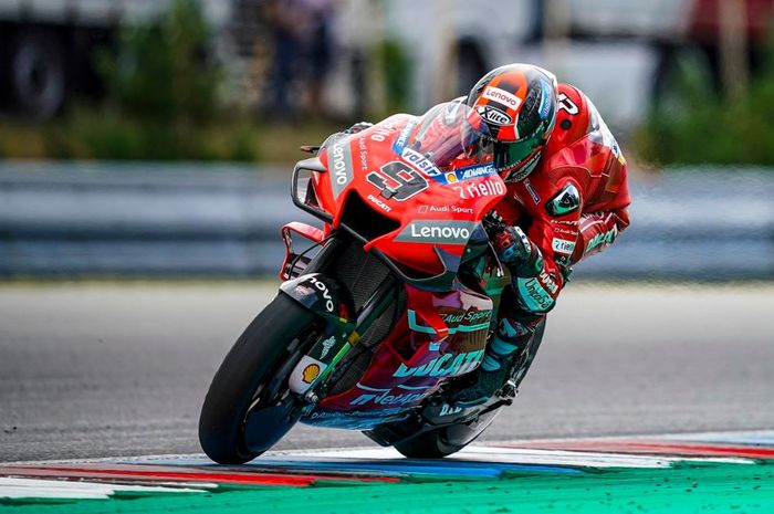 Aksi pembalap Mission Winnow Ducati, Danilo Petrucci pada MotoGP Republik Ceska 2019, Minggu (4/8/2019)