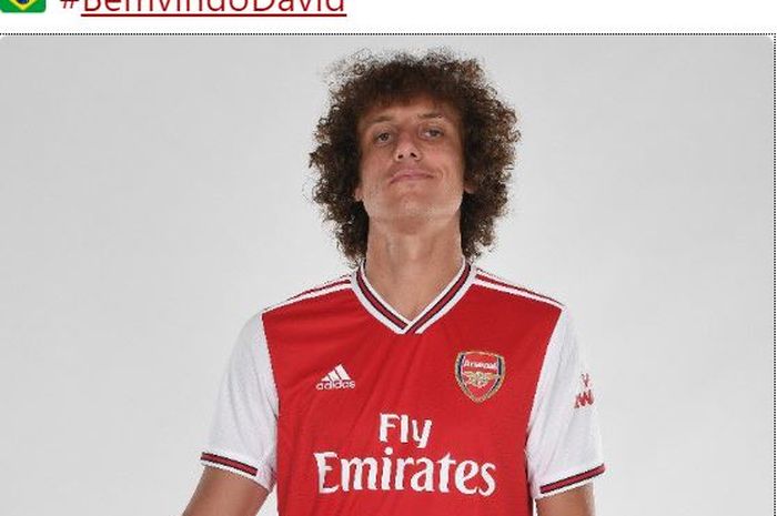 Bek Arsenal, David Luiz.