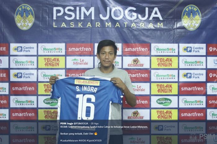 Bek Syaiful Indra Cahya saat diperkenalkan sebagai pilar anyar PSIM Yogyakarta pada 20 Agustus 2019. 