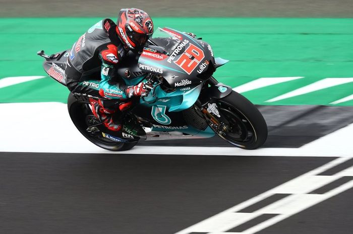 Pembalap Petronas Yamaha SRT, Fabio Quartararo saat sesi latihan bebas MotoGP Inggris 2019, Jumat (23/8/2019)