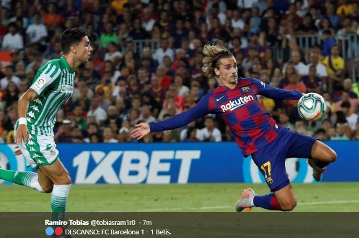 Antoine Griezmann sukses mencetak gol perdananya dan mencetak gol penyeimbang bagi Barcelona kala melawan Real Betis di Stadion Camp Nou, Minggu (25/8/2019).