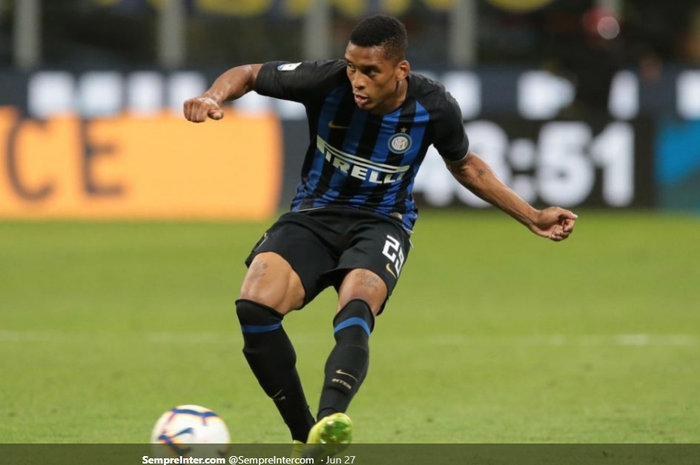 Dalbert, resmi dilepas Inter Milan ke Fiorentina pada bursa transfer musim panas 2019.