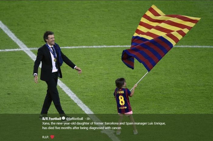 Luis Enrique dan putrinya, Xana, saat merayakan kesuksesan Barcelona.