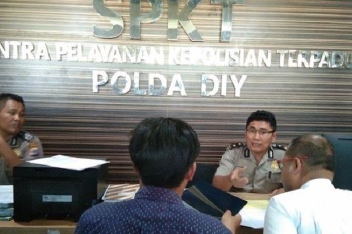 Brajamusti melaporkan penembakan sembilan anggotanya ke pihak Polda DIY, Senin (2/9/2019).