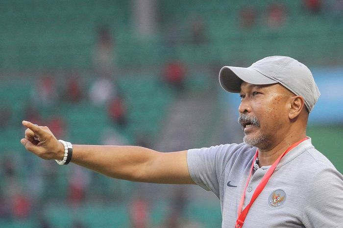 Eks Pelatih Timnas U-16 Indonesia, Fakhri Husaini