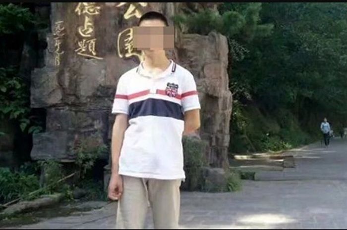 Dihukum Lompat Katak di Tanjakan Curam Oleh Sang Guru, Nasib Murid 16 Tahun ini Berakhir Tragis