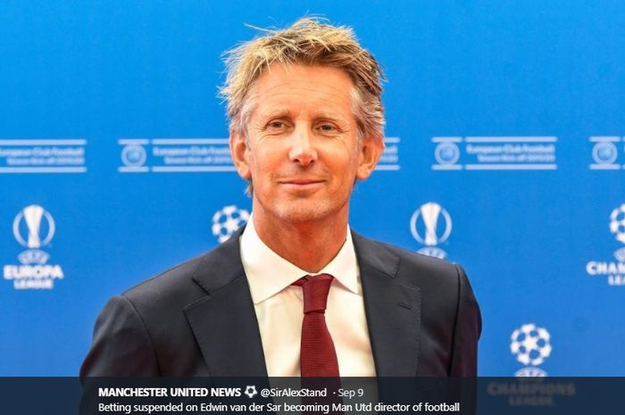 Mantan penjaga gawang Manchester United, Edwin van der Sar, yang kini menjabat CEO Ajax Amsterdam.