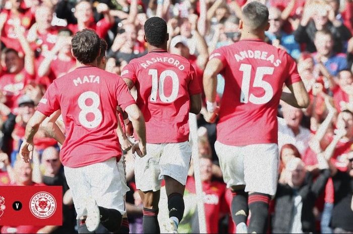 Para pemain Manchester United merayakan kemenangan atas Leicester City di Old Trafford, Sabtu (14/9/2019).