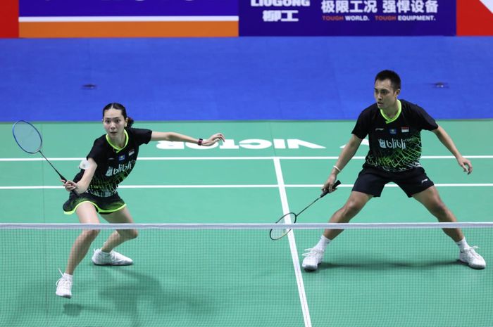 Pasangan ganda campuran Indonesia, Hafiz Faizal/Gloria Emanuelle Widjaja, tampil pada babak pertama China Open 2019 di Olympic Sports Center Gymnasium, Changzhou, China, Rabu (18/9/2019).