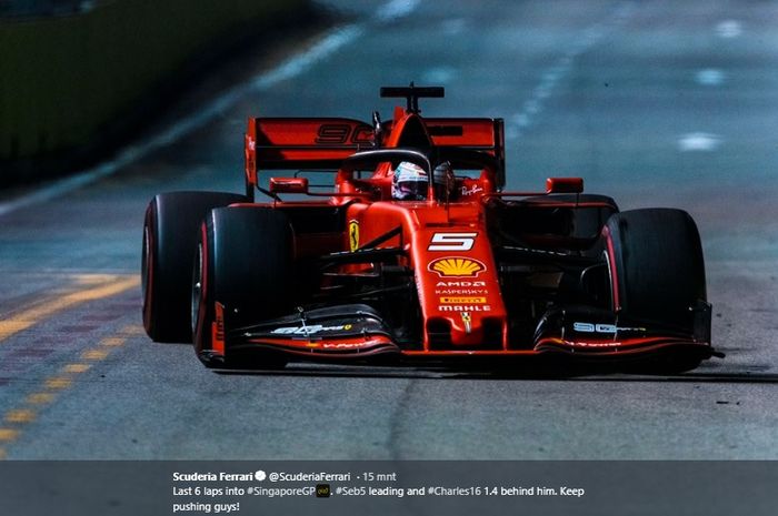 Pembalap Ferrari, Sebastian Vettel, keluar sebagai pemenang balapan Formula 1 GP Singapura 2019 di Sirkuit Jalan Raya Marina Bay, 22 September 2019.