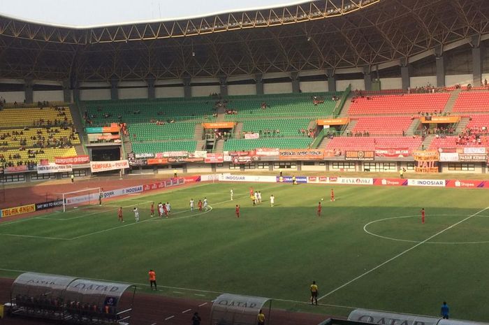 Persija Jakarta kontra Barito Putera di Stadion Patriot